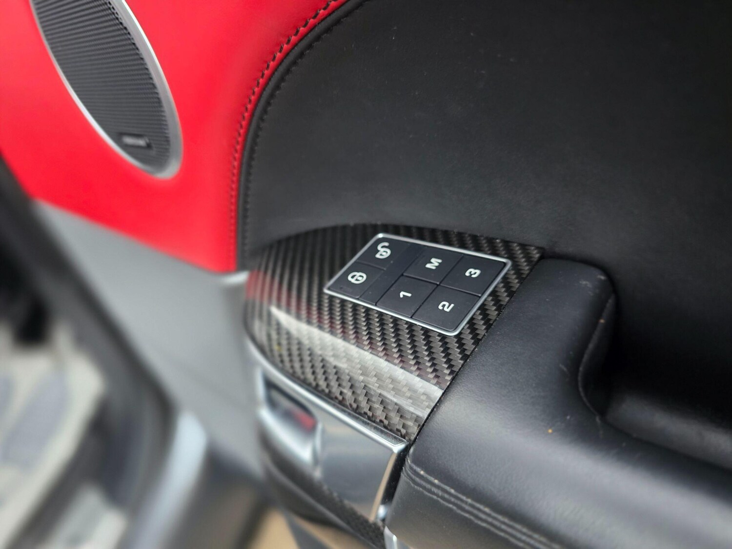 Used Land Rover Range Rover Sport 2016 for sale - 77935221: Photo 40