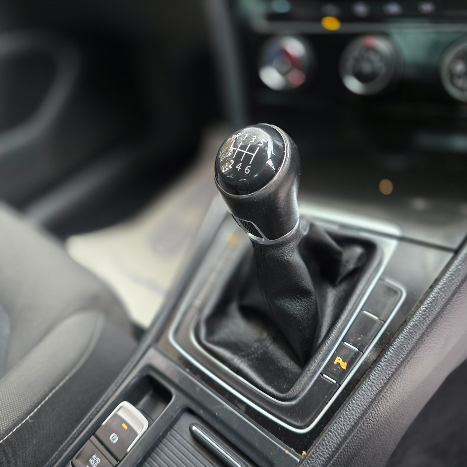 Used Volkswagen Golf 2013 for sale - 76583472: Photo 17