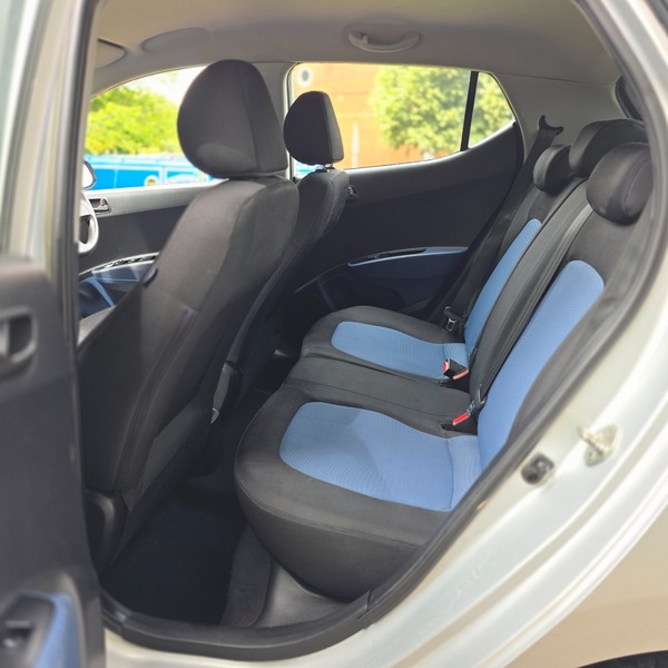 Used Hyundai i10 2014 for sale - 76910791: Photo 29