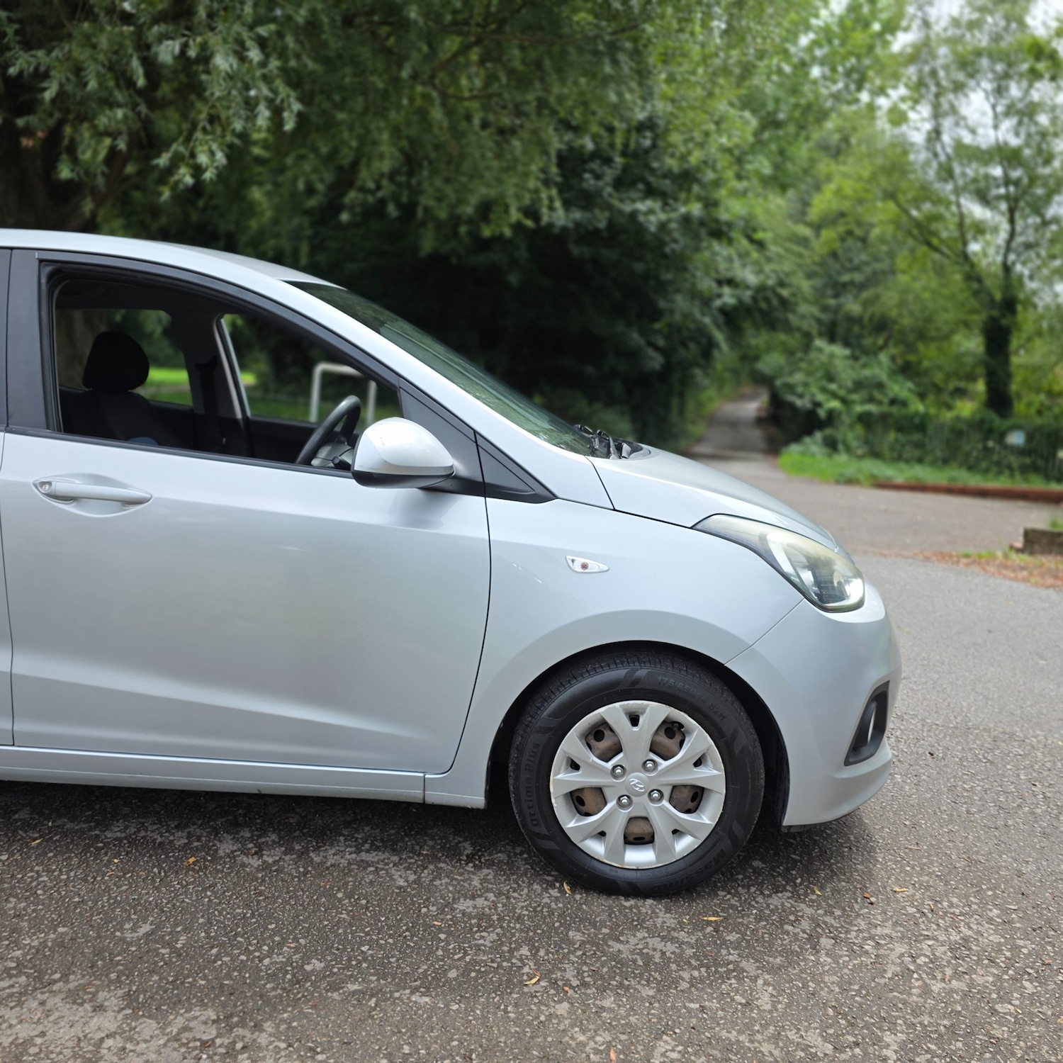 Used Hyundai i10 2014 for sale - 76226128: Photo 10