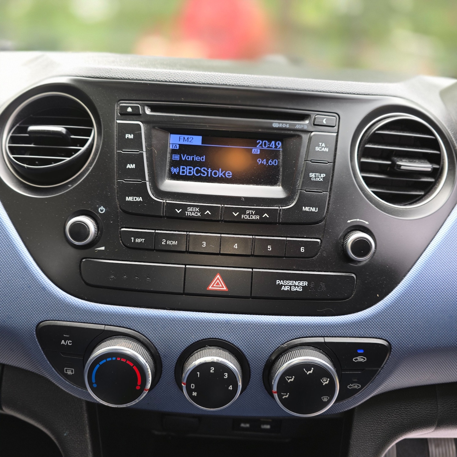 Used Hyundai i10 2014 for sale - 76226128: Photo 18