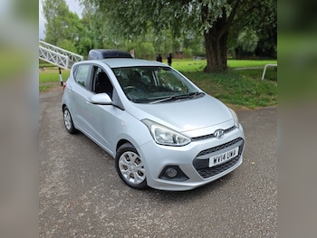 Used Hyundai i10 2014 for sale - 76226128: Photo 2