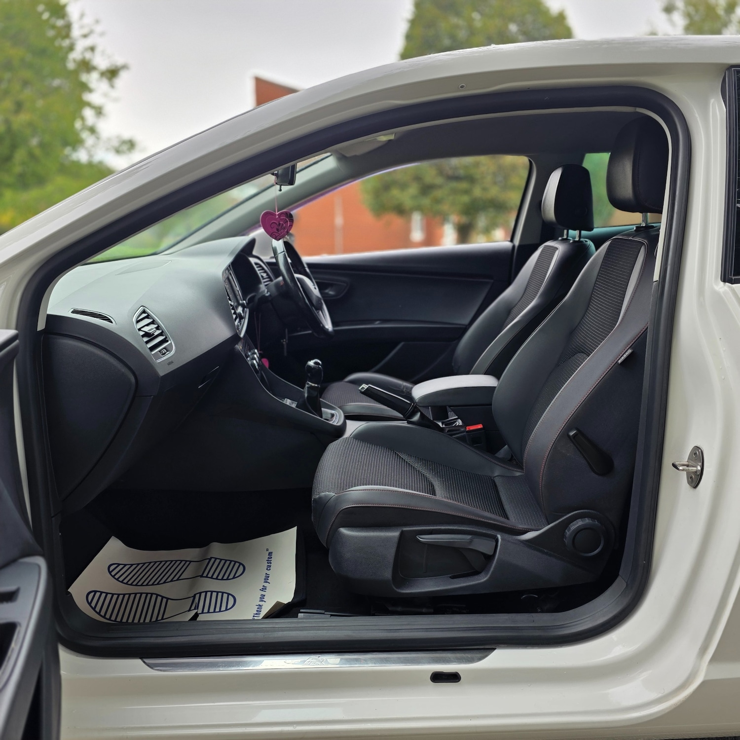 Vehicle 28