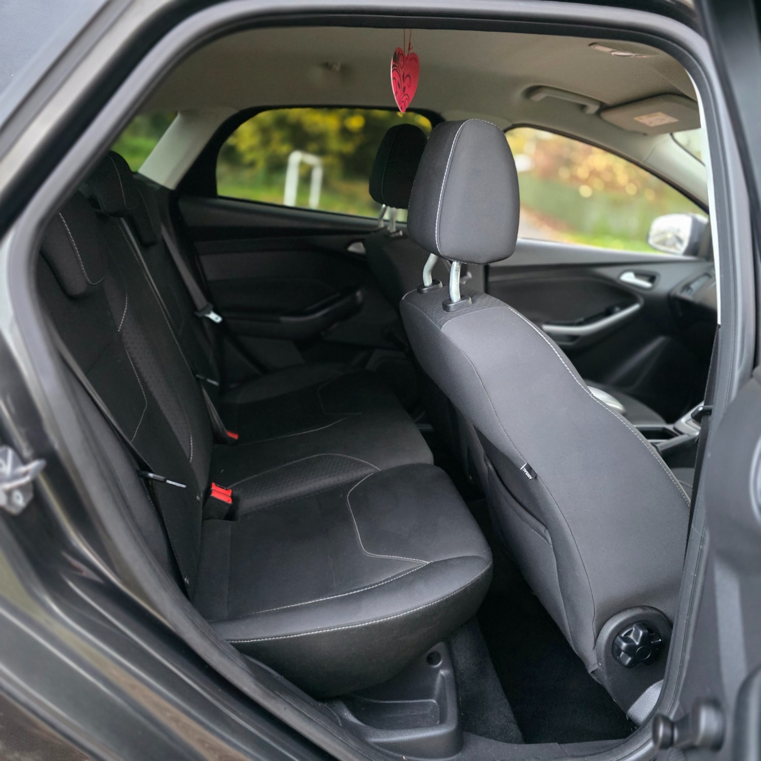 Used Ford Focus 2017 for sale - 76510635: Photo 24