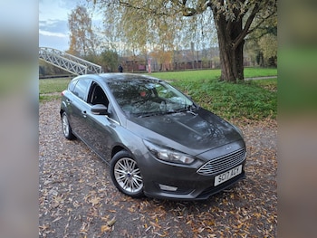 Used Ford Focus 2017 for sale - 76510635: Photo