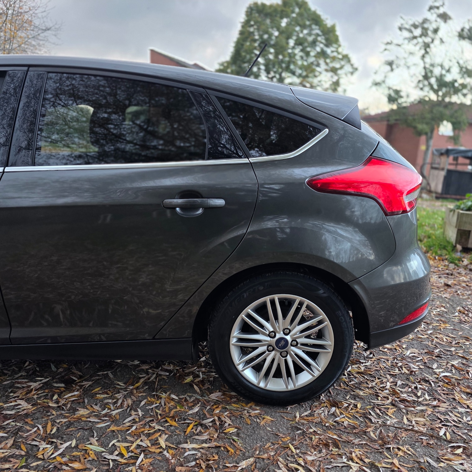 Used Ford Focus 2017 for sale - 76510635: Photo 9