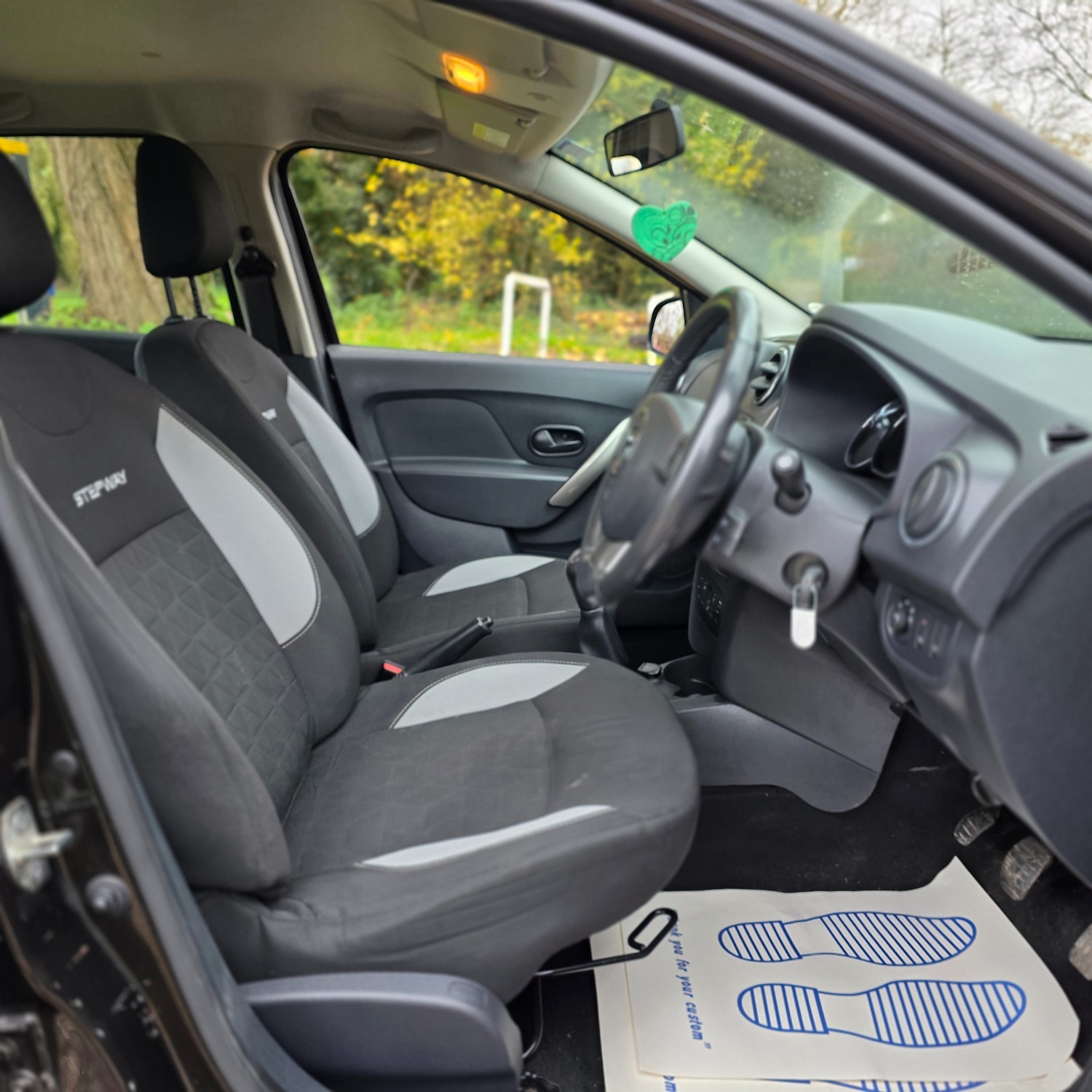 Used Dacia Sandero Stepway 2016 for sale - 76583475: Photo 18