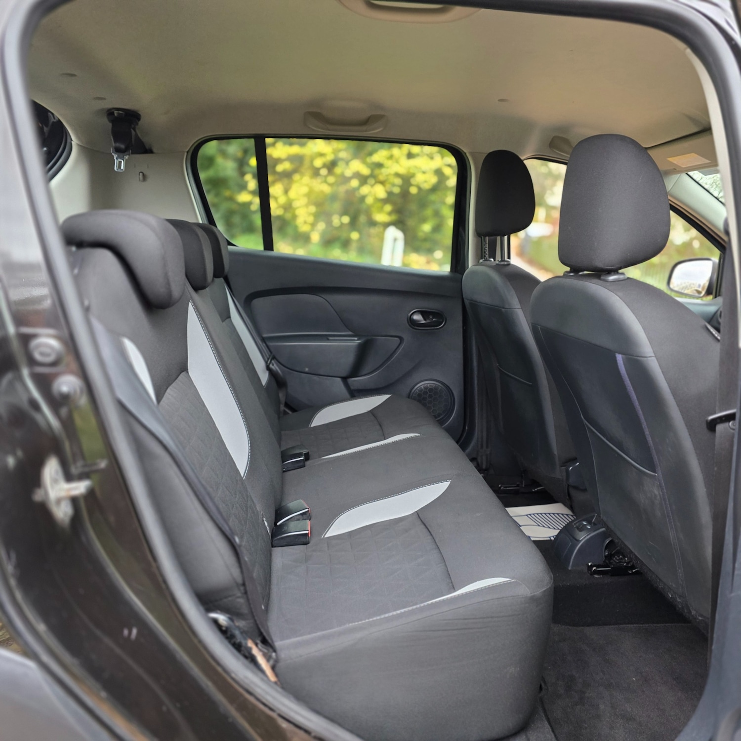 Used Dacia Sandero Stepway 2016 for sale - 76583475: Photo 20