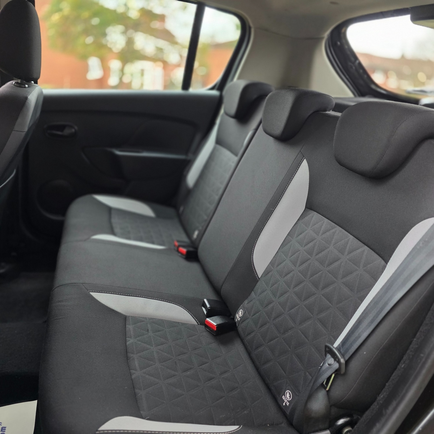 Used Dacia Sandero Stepway 2016 for sale - 76583475: Photo 28