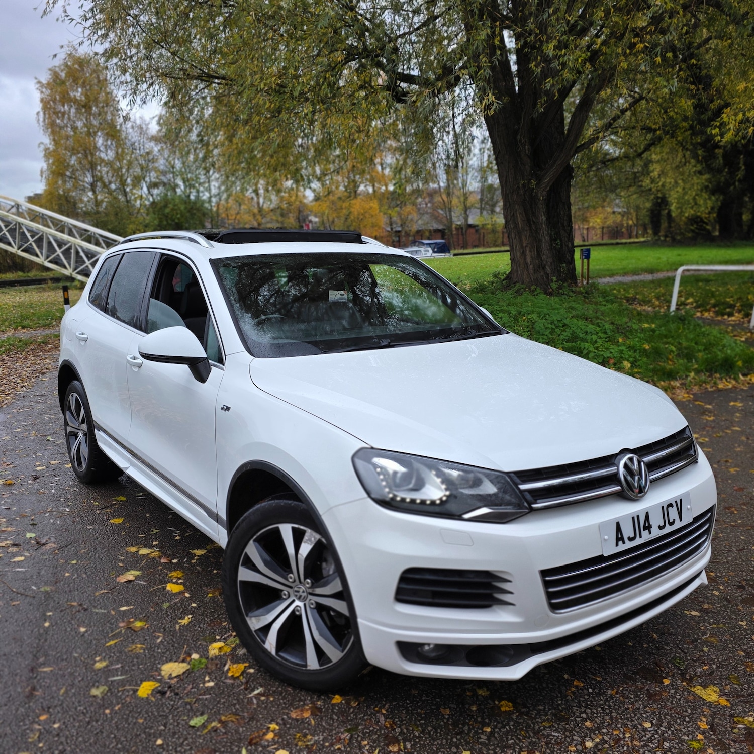 Used Volkswagen Touareg 2014 for sale - 76471416: Photo 2