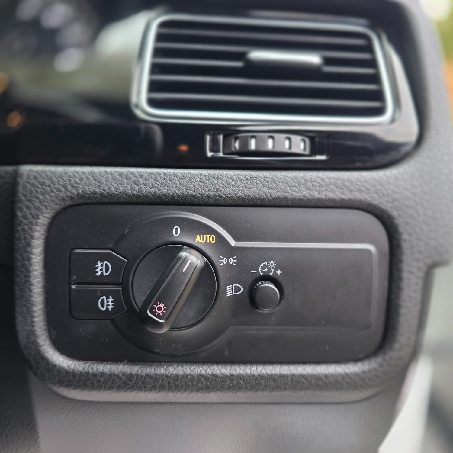 Used Volkswagen Touareg 2014 for sale - 76471416: Photo 26