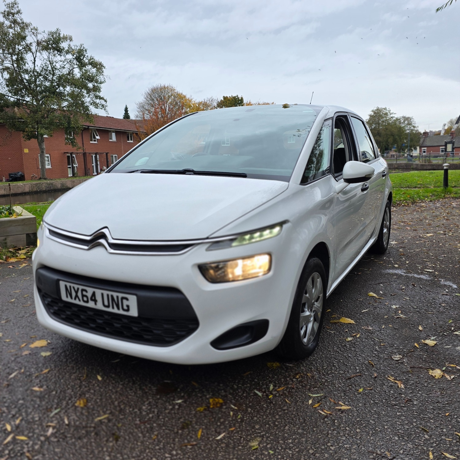 Used Citroen C4 Picasso 2014 for sale - 76472064: Photo 10