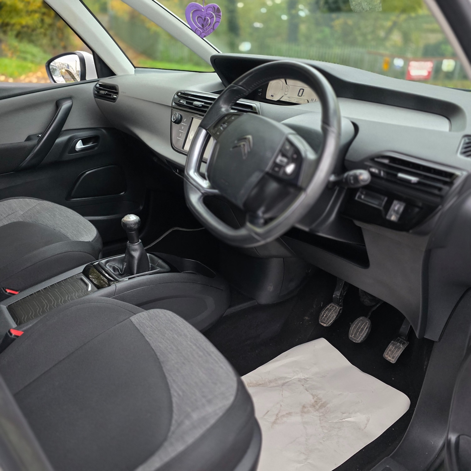 Used Citroen C4 Picasso 2014 for sale - 76472064: Photo 13