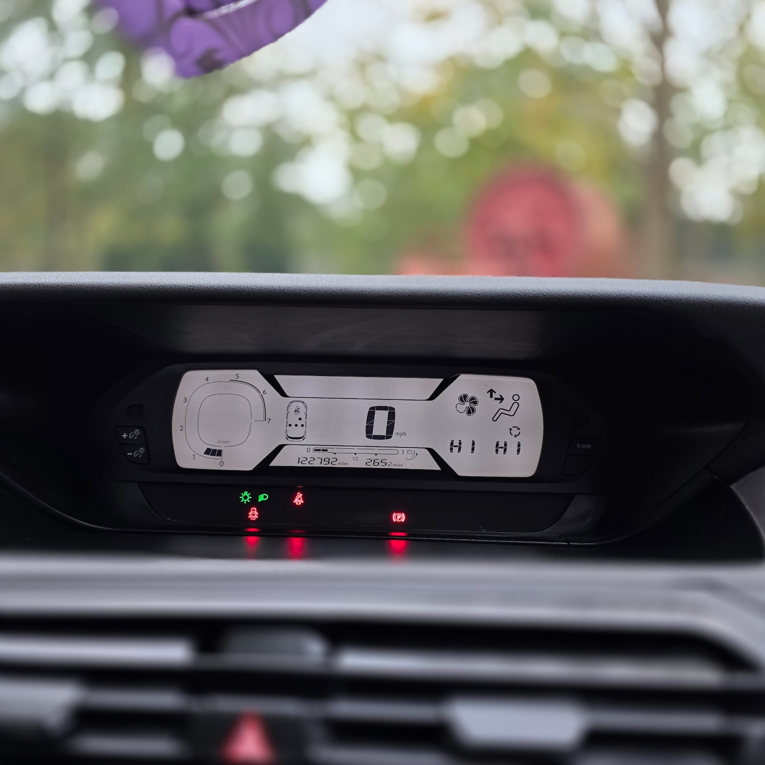 Used Citroen C4 Picasso 2014 for sale - 76472064: Photo 18