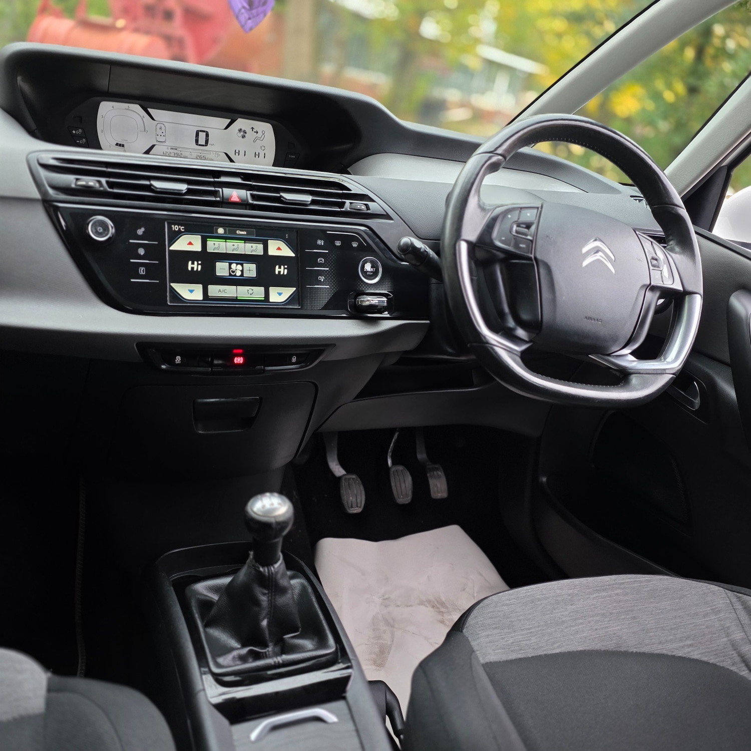 Used Citroen C4 Picasso 2014 for sale - 76472064: Photo 24