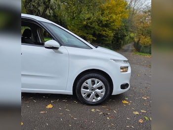 Used Citroen C4 Picasso 2014 for sale - 76472064: Photo