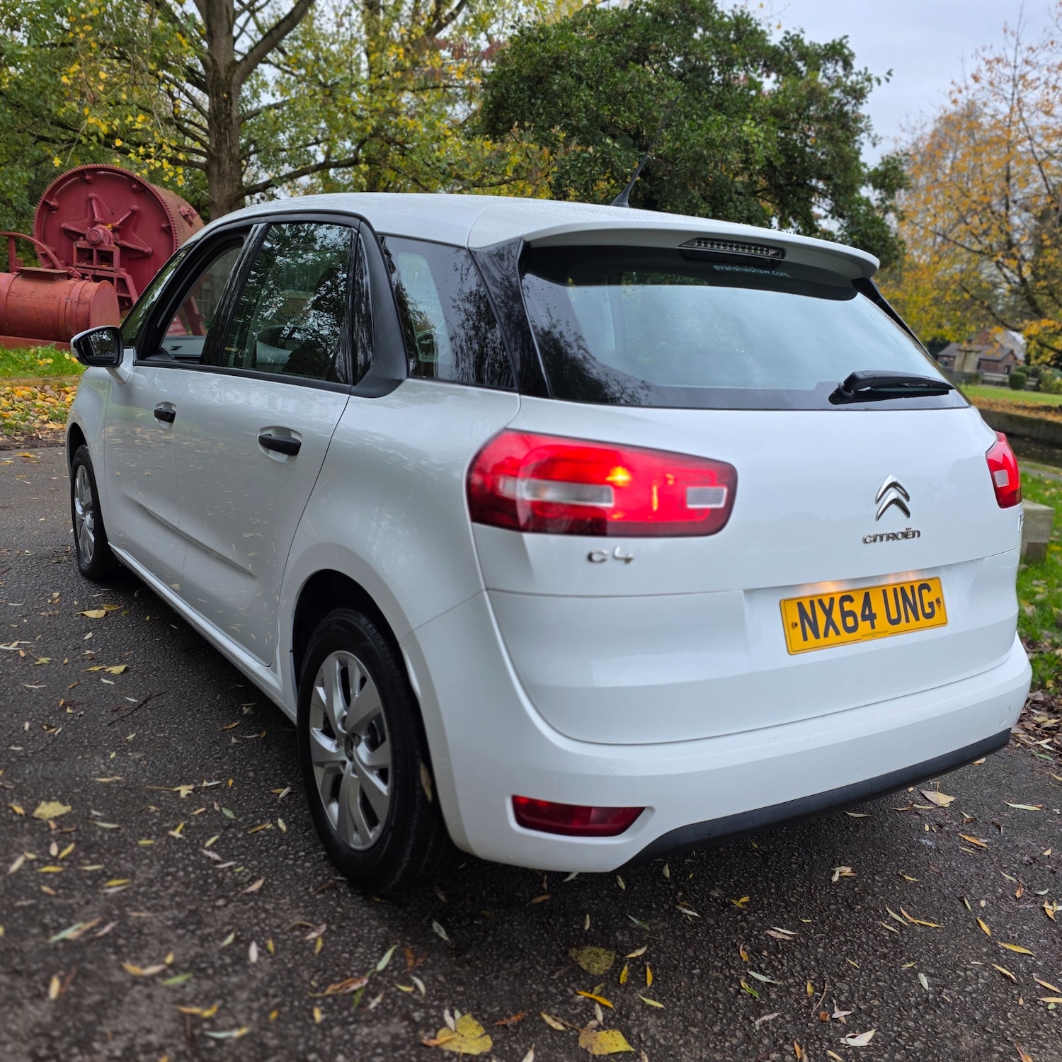 Used Citroen C4 Picasso 2014 for sale - 76472064: Photo 7