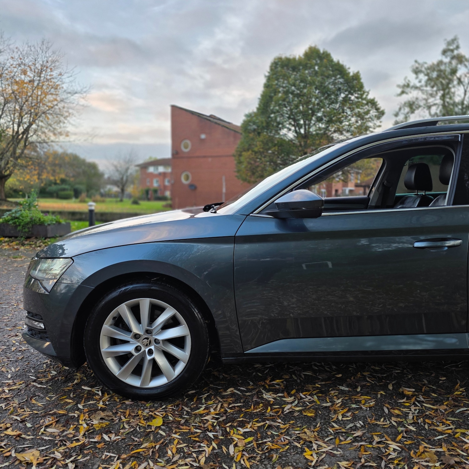 Used Skoda Superb 2019 for sale - 76497072: Photo 11