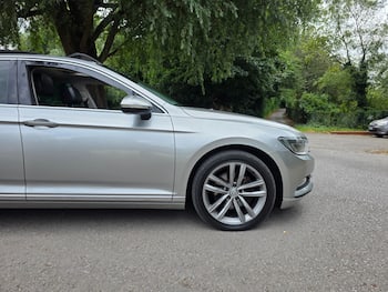 Used Volkswagen Passat 2016 for sale - 79594368: Photo