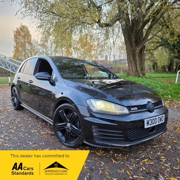 Used Volkswagen Golf 2014 for sale - 76892070: Photo 1