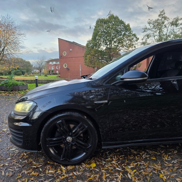 Used Volkswagen Golf 2014 for sale - 76892070: Photo 12