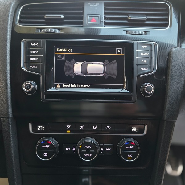 Used Volkswagen Golf 2014 for sale - 76892070: Photo 17