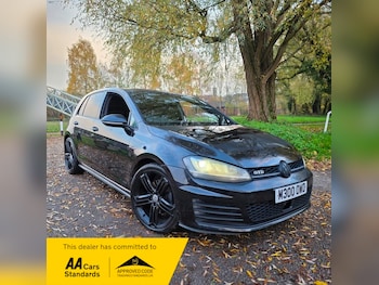 Used Volkswagen Golf 2014 for sale - 76892070: Photo