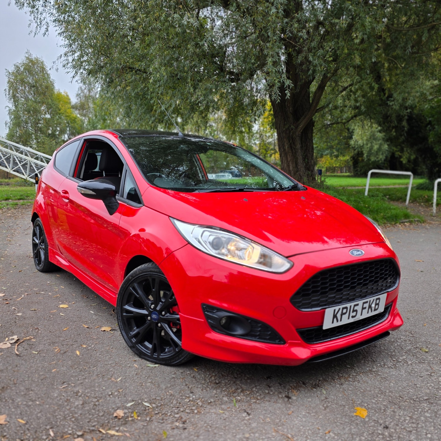 Used Ford Fiesta 2015 for sale - 76257589: Photo 1