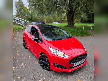 Used Ford Fiesta 2015 for sale - 76257589: Photo