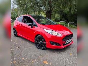 Used Ford Fiesta 2015 for sale - 76257589: Photo