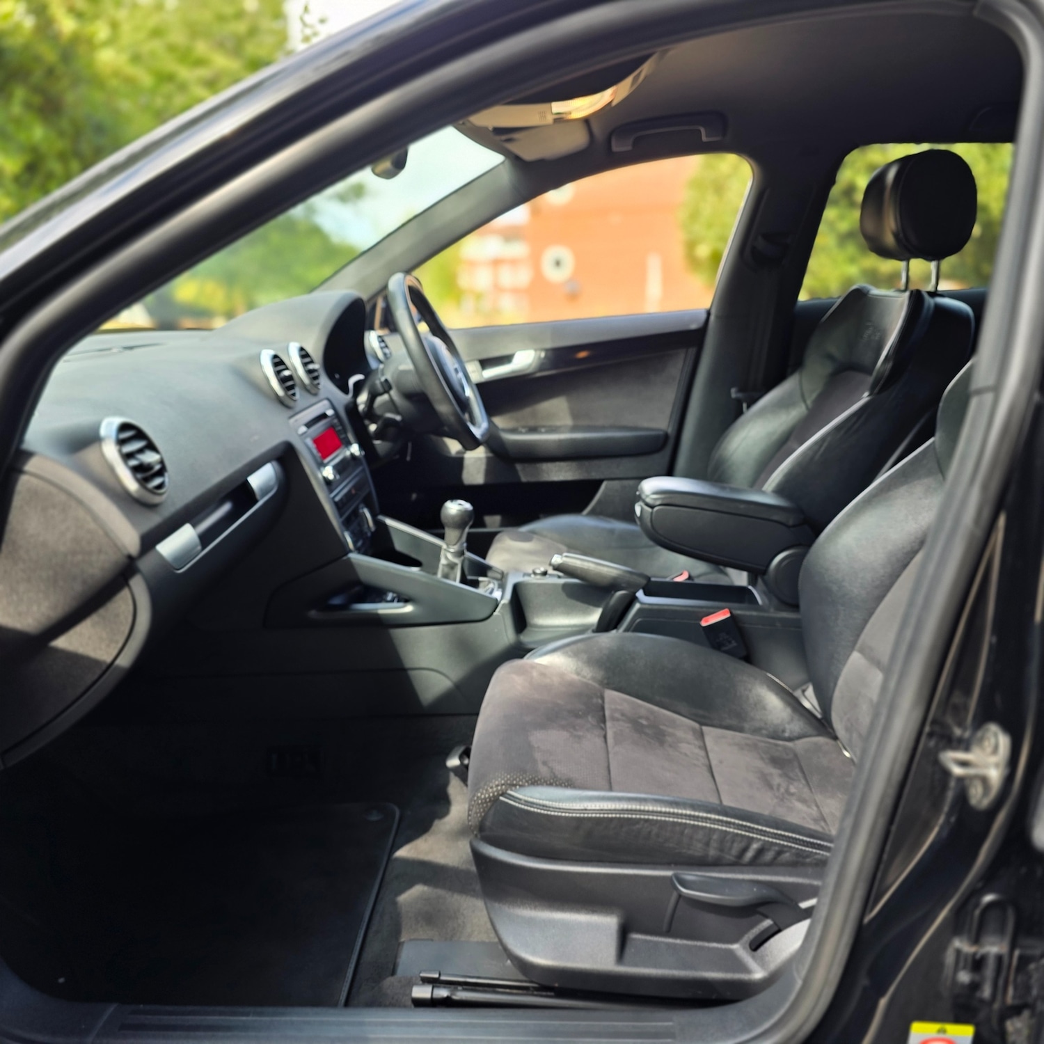 Vehicle 29