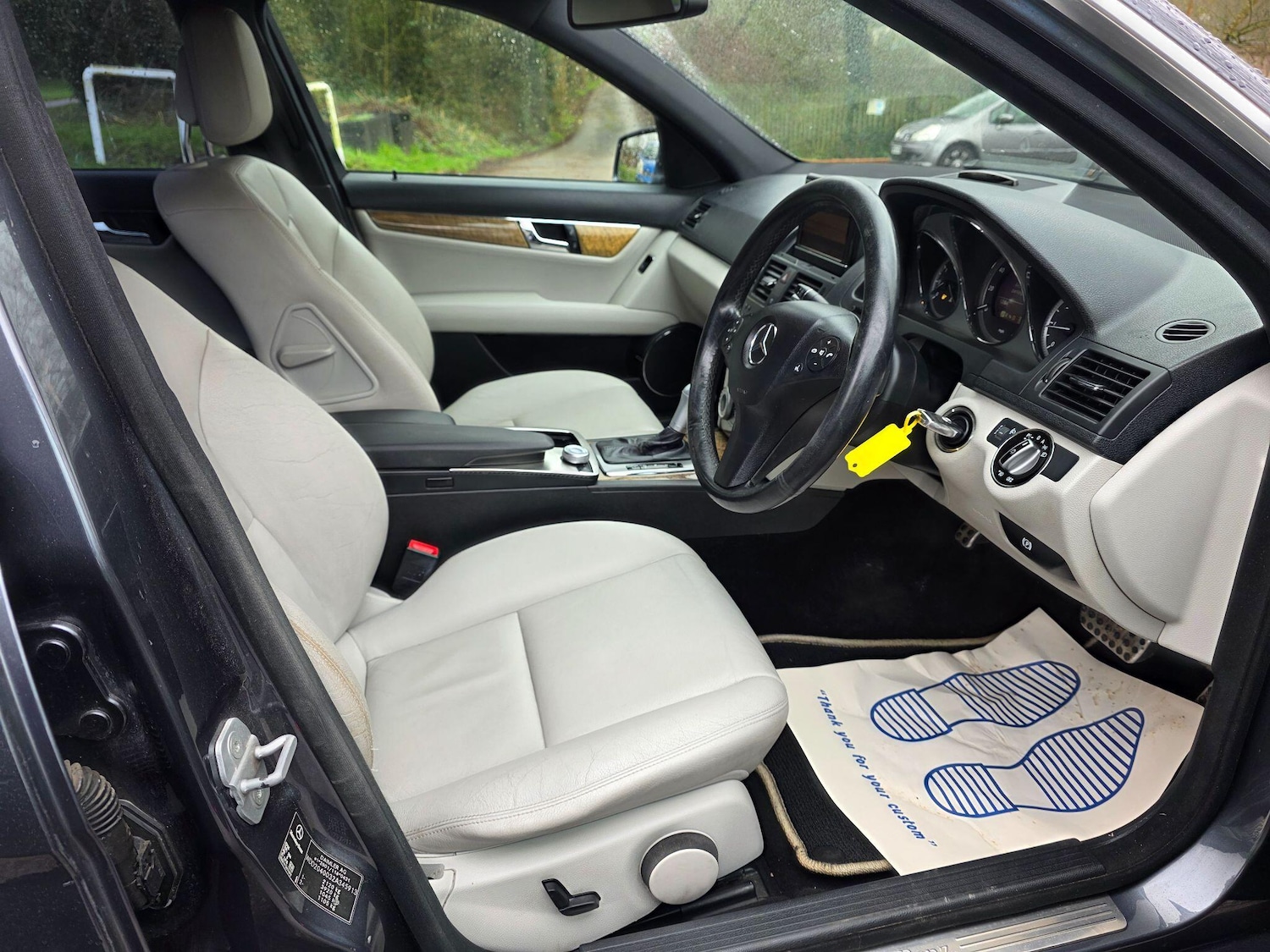 Used Mercedes-Benz C Class 2009 for sale - 77935225: Photo 18