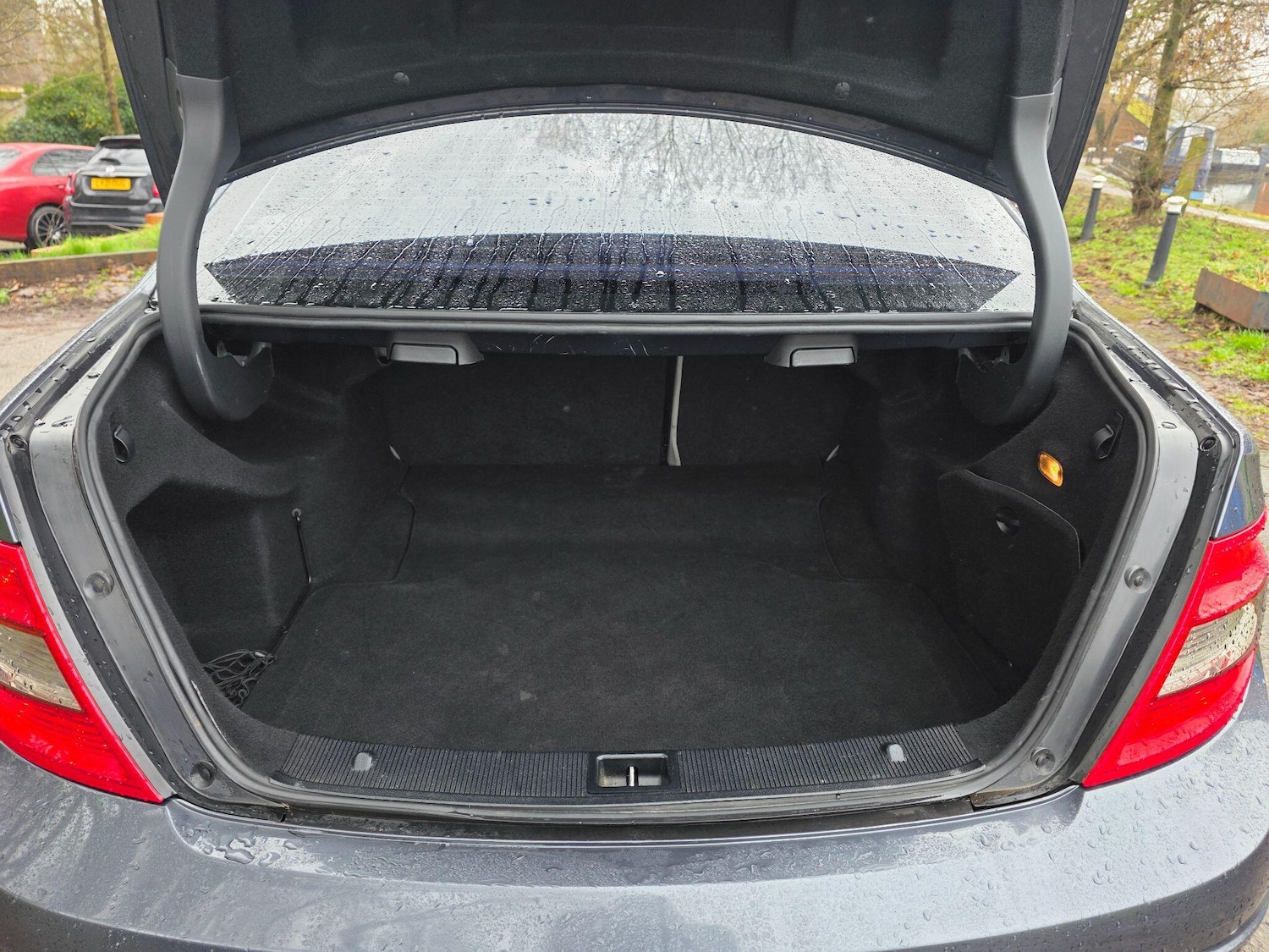 Used Mercedes-Benz C Class 2009 for sale - 77935225: Photo 32