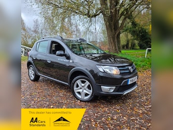 Used Dacia Sandero 2016 for sale - 76910808: Photo