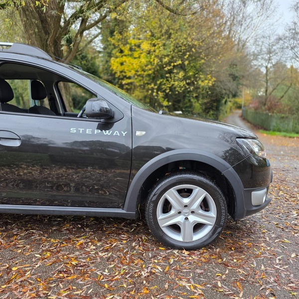 Used Dacia Sandero 2016 for sale - 76910808: Photo 4