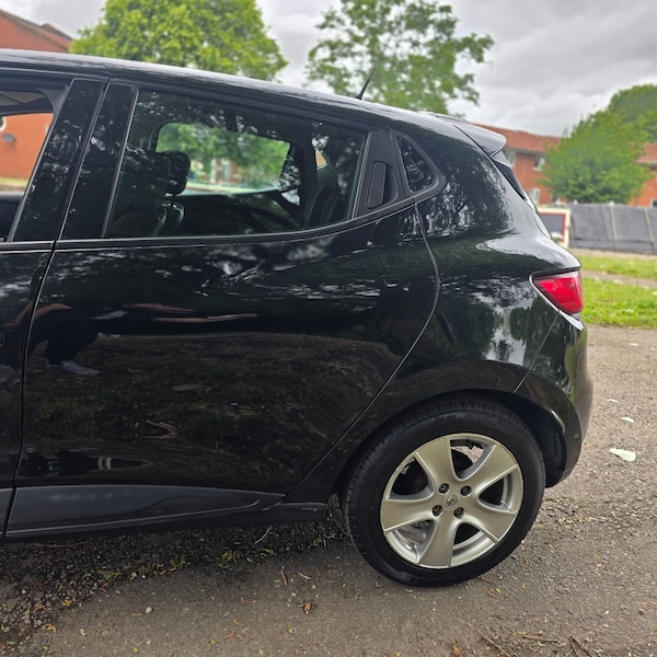 Used Renault Clio 2014 for sale - 74833064: Photo 8