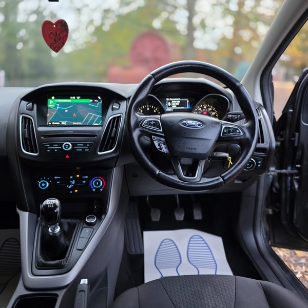 Used Ford Focus 2017 for sale - 76910793: Photo 16