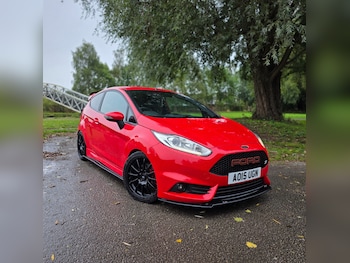 Used Ford Fiesta 2015 for sale - 75952484: Photo