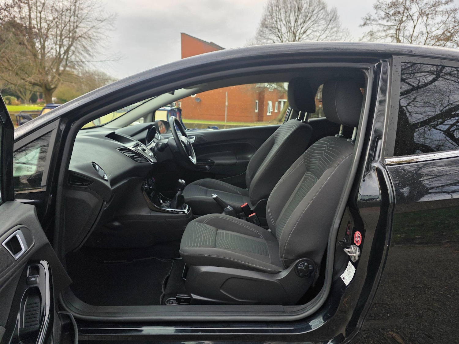 Used Ford Fiesta 2013 for sale - 77935224: Photo 24