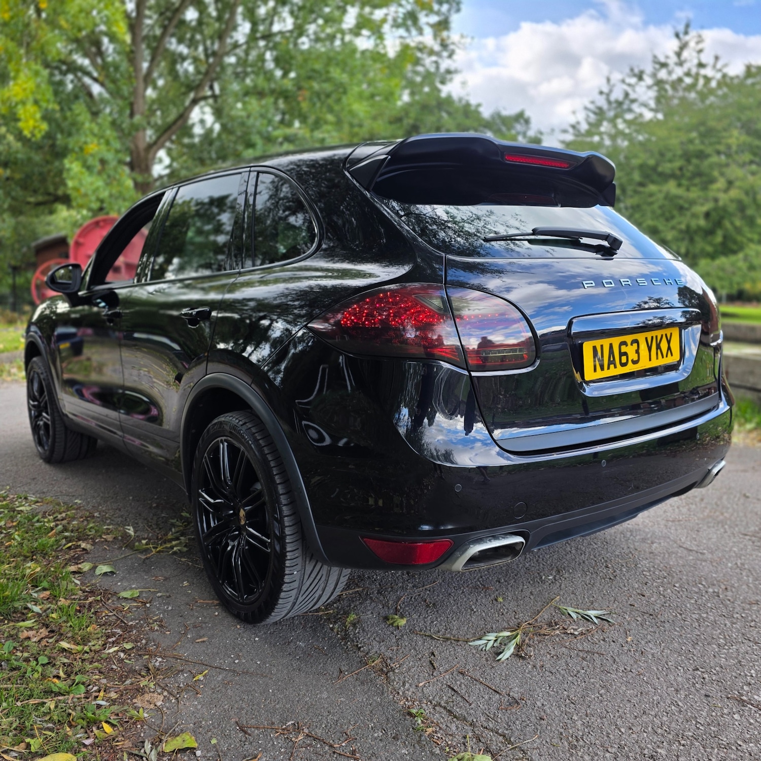 Used Porsche Cayenne 2013 for sale - 75983180: Photo 12