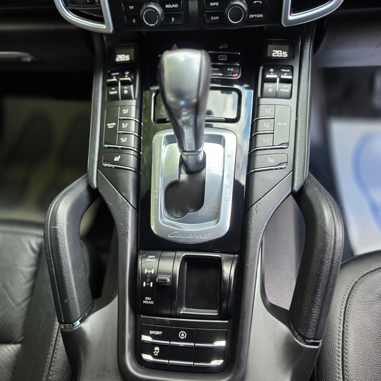 Used Porsche Cayenne 2013 for sale - 75983180: Photo 21