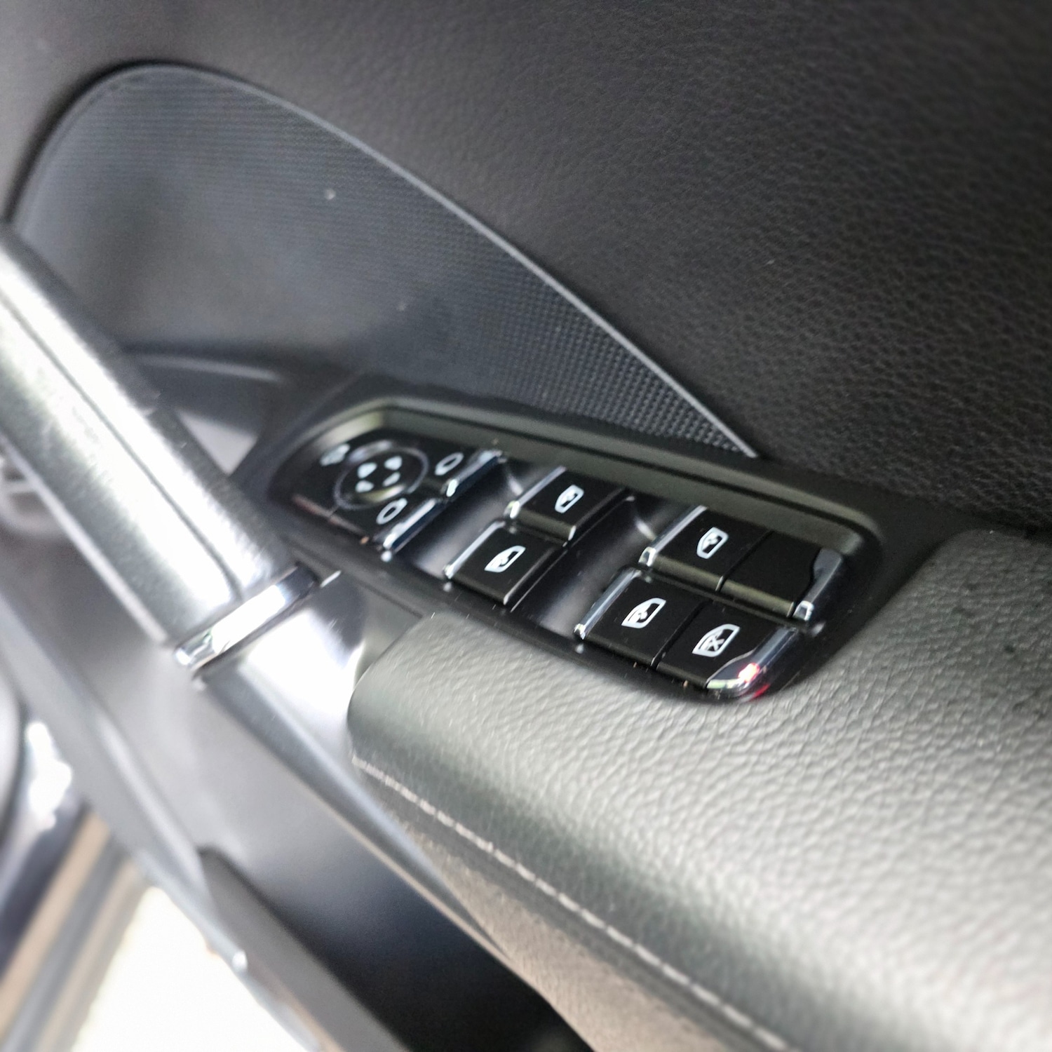 Used Porsche Cayenne 2013 for sale - 75983180: Photo 26