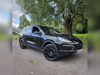 Used Porsche Cayenne 2013 for sale - 75983180: Photo