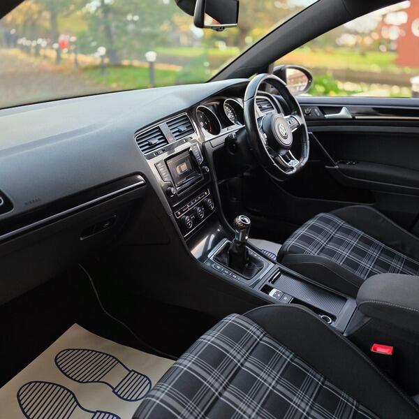 Used Volkswagen Golf 2014 for sale - 77935230: Photo 14