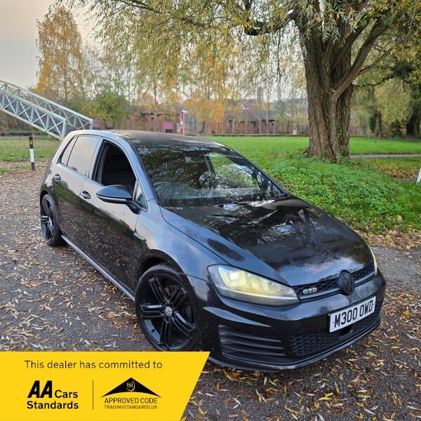 Used Volkswagen Golf 2014 for sale - 77935230: Photo 2