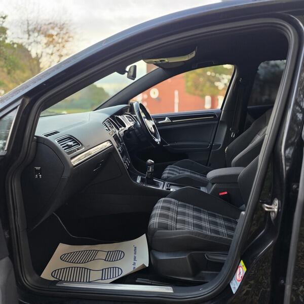 Used Volkswagen Golf 2014 for sale - 77935230: Photo 25