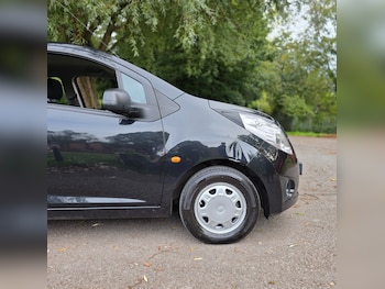 Used Chevrolet Spark 2010 for sale - 76134577: Photo 4
