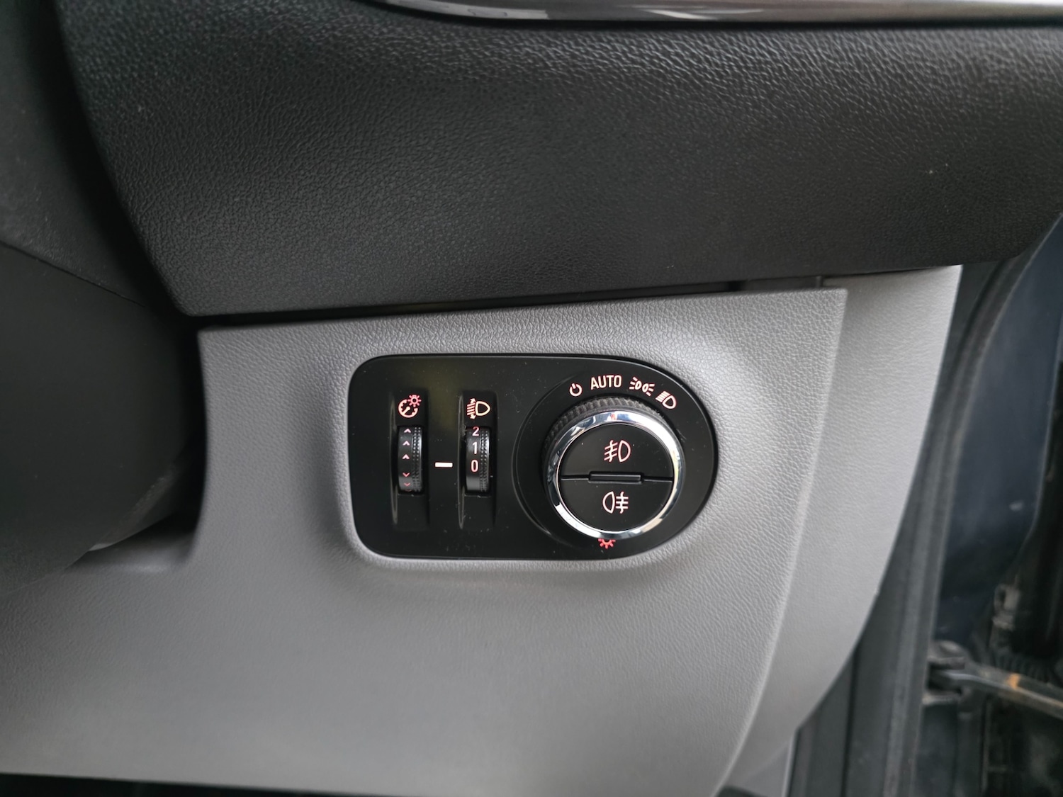 Used Vauxhall Corsa 2016 for sale - 76974791: Photo 20