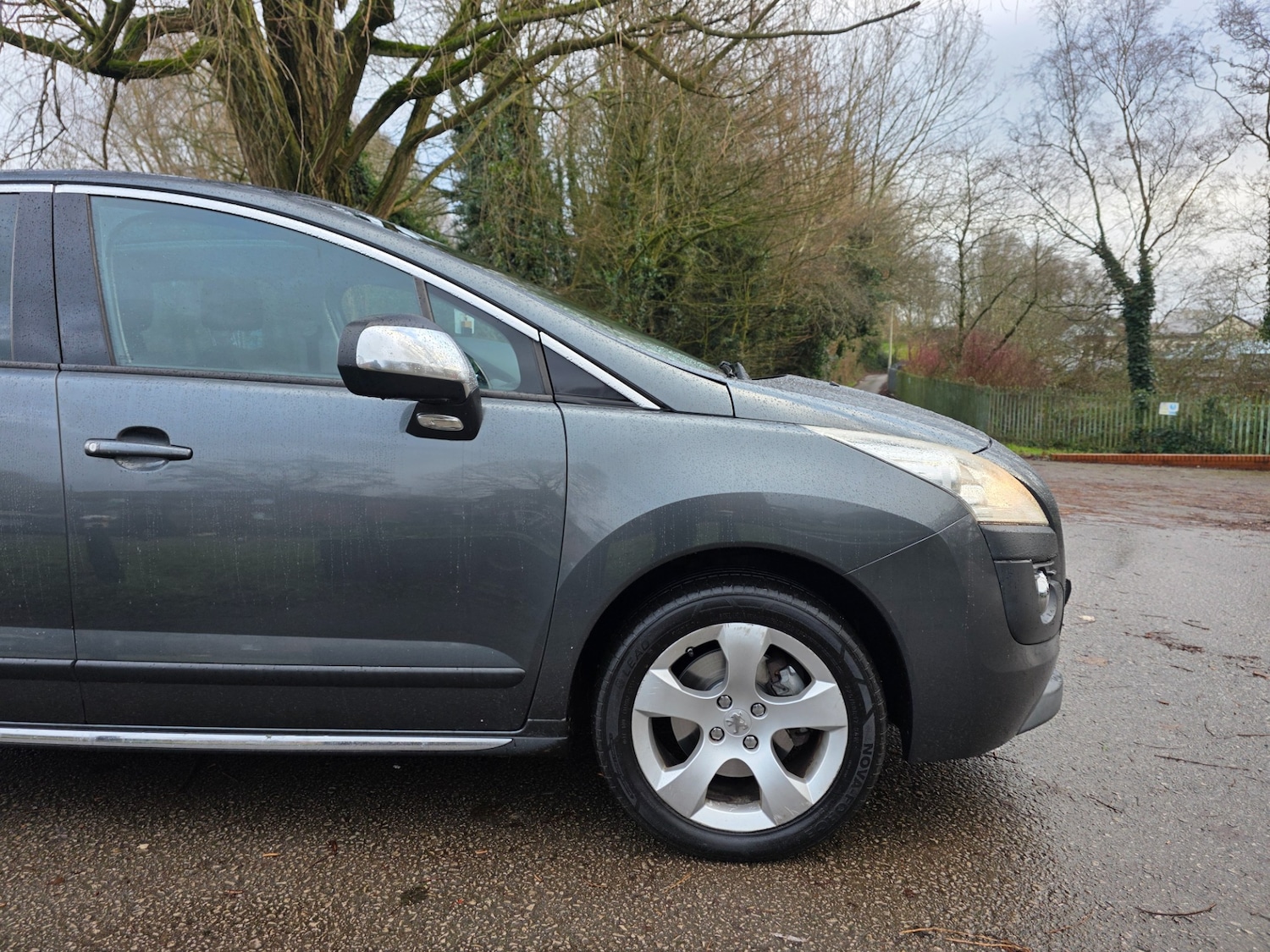Used Peugeot 3008 2010 for sale - 77175968: Photo 4