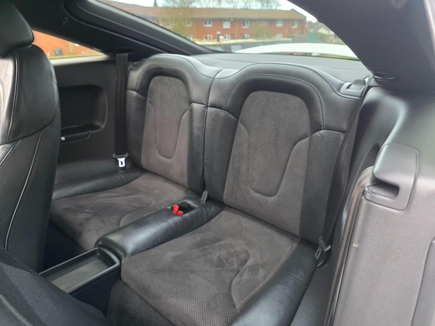 Used Audi TT 2011 for sale - 77935228: Photo 17